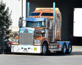 Kenworth Trucks T - 375, 276 kW